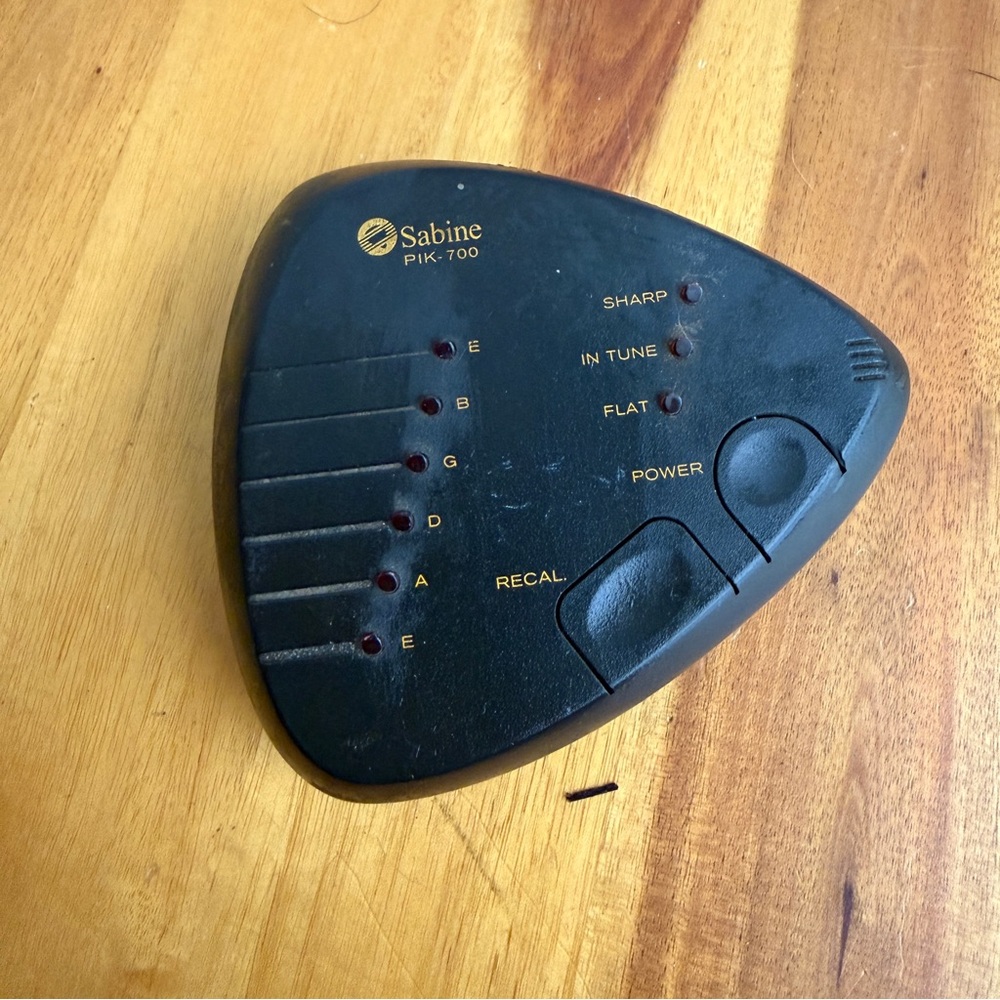 Sabine‎ PIK-700 electronic guitar tuner